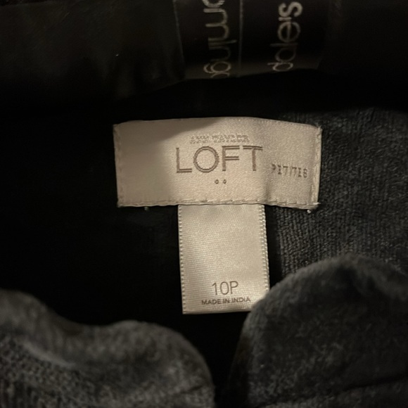 Blazer - Picture 4 of 4